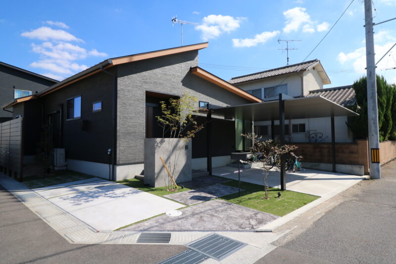 カーポートSCとシンプル外構
